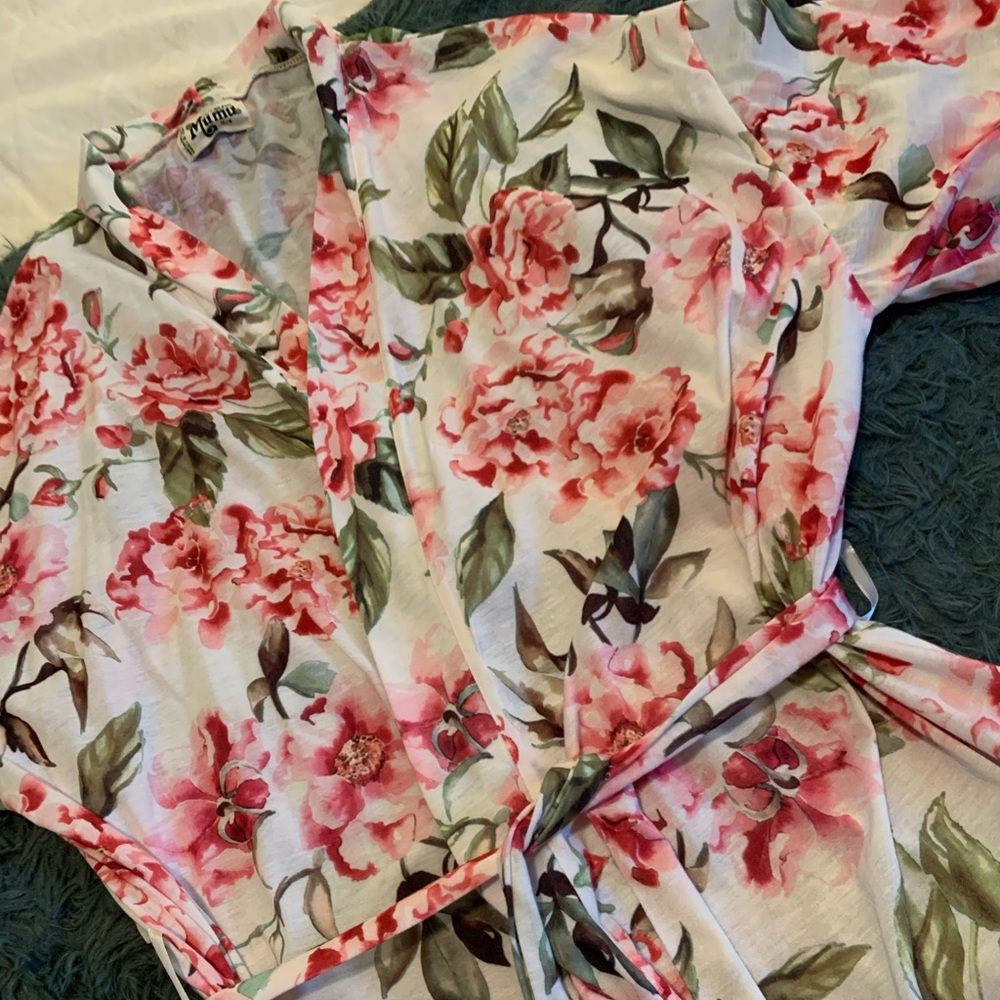 Show Me Your MuMu Robe - Picture 3 of 6
